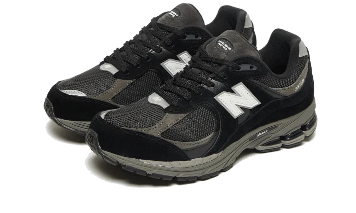 New Balance 2002R Black Dark Grey White (M2002RR1) | SneakerClassics