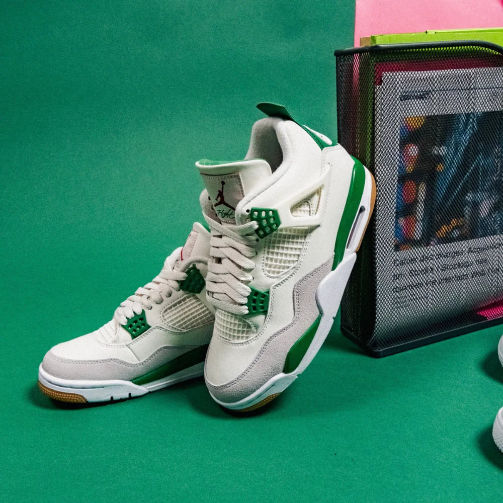 Jordan 4 Retro SB Pine Green (DR5415-103) | SneakerClassics