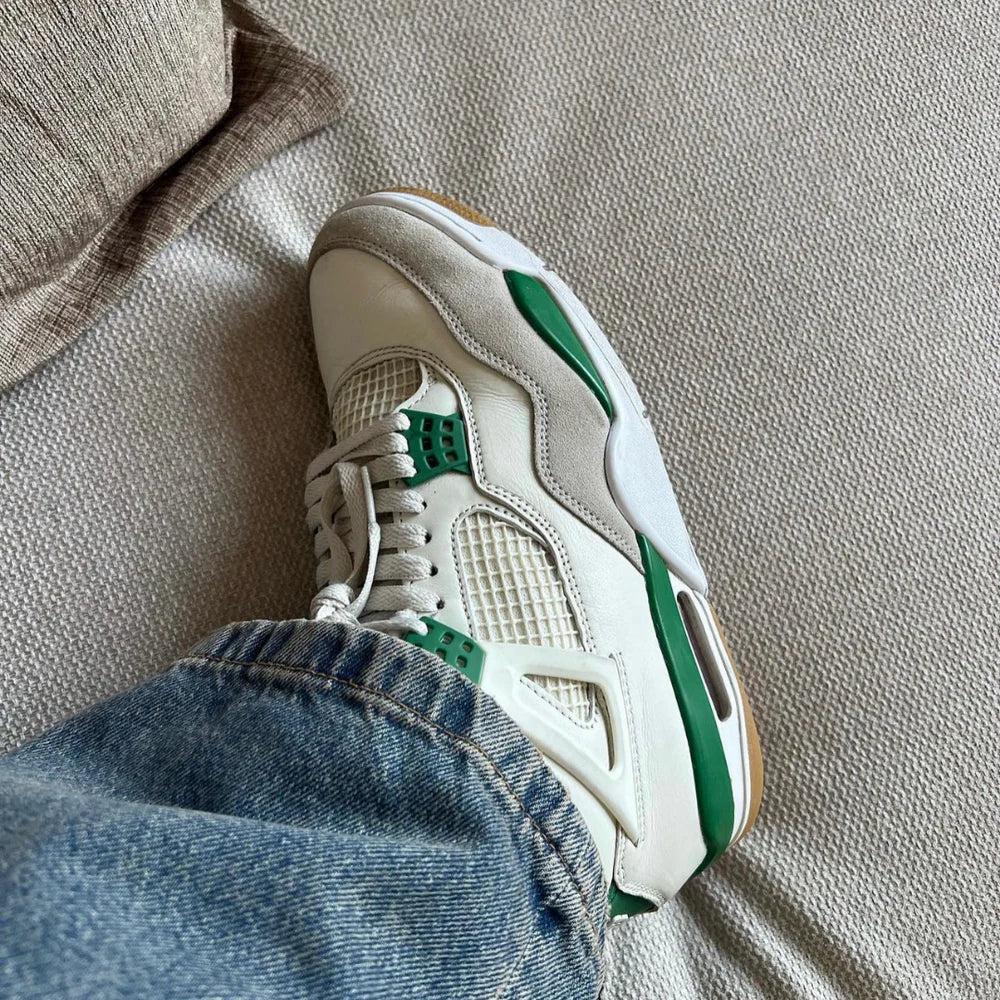 Jordan 4 Retro SB Pine Green (DR5415-103) | SneakerClassics