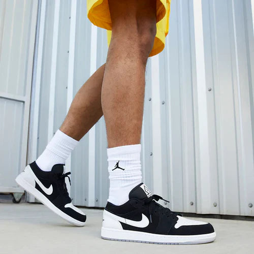 Jordan 1 Low Diamond Shorts (DH6931-001) | SneakerClassics