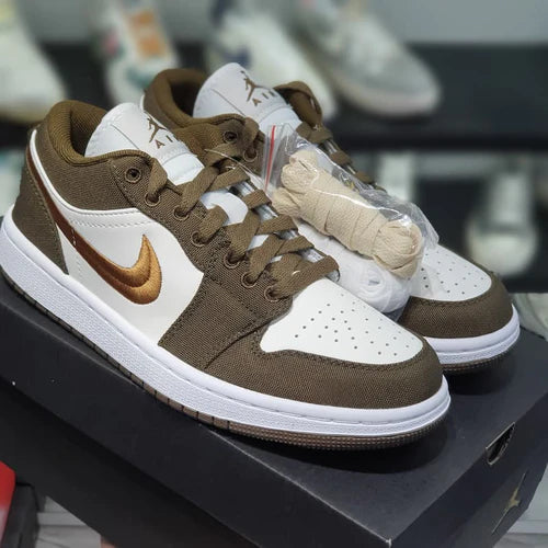 Jordan 1 Low SE Craft Light Olive (FD6819-300) | SneakerClassics