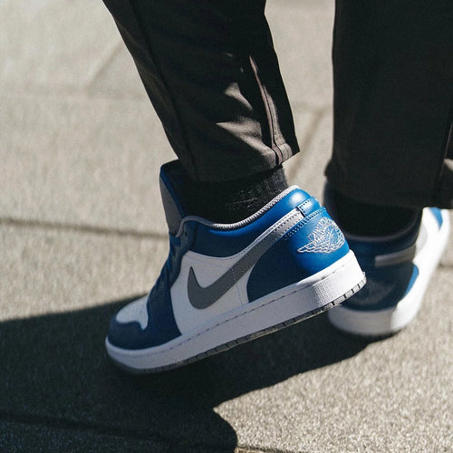 Jordan 1 Low SE True Blue (DM1199-140) | SneakerClassics