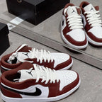 Jordan 1 Low SE Dark Pony (HF3148-102) | SneakerClassics