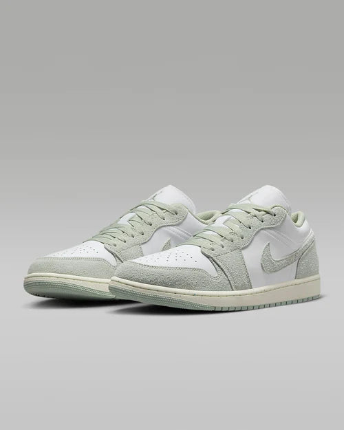 Jordan 1 Low SE Seafoam (FN5214-131) | SneakerClassics