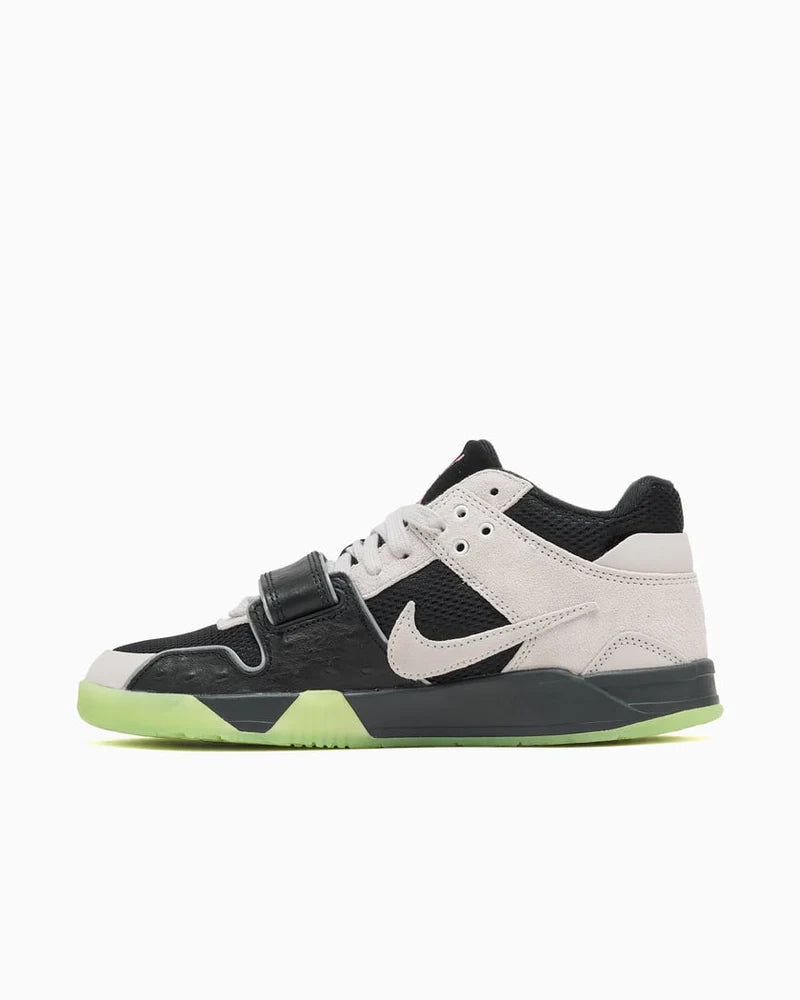 Jordan Jumpman Jack TR Travis Scott x Chase B Black Night Silver (IH7971-001) | SneakerClassics