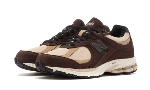 New Balance 2002R Gore-Tex Black Coffee (M2002RXQ) | SneakerClassics