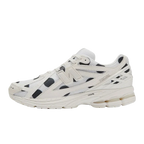 New Balance 1906R Polka Dot Sea Salt (M1906RPC) | SneakerClassics