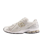 New Balance 1906R White Rain Cloud Silver Metallic (M1906RI) | SneakerClassics