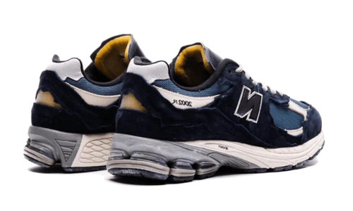 New Balance 2002R Protection Pack Dark Navy (M2002RDF) | SneakerClassics