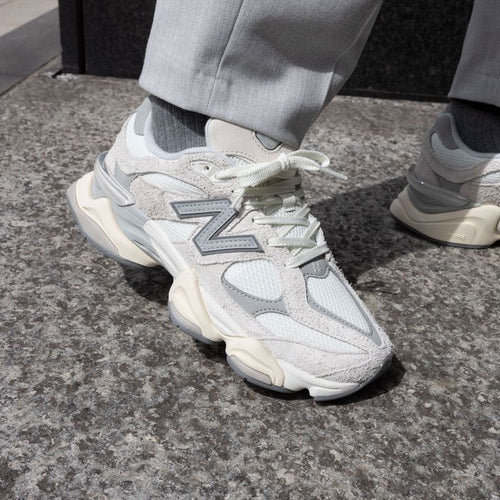 New Balance 9060 Moonbeam Sea Salt (U9060HSC) | SneakerClassics