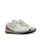 New Balance 1906D Clay Ash Licorice (M1906ND) | SneakerClassics