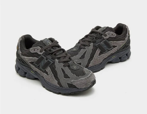 New Balance 1906D size? Exclusive Protection Pack Black Grey (M1906DSB) | SneakerClassics