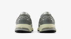 New Balance 1906L Metallic Silver (U1906LAE) | SneakerClassics