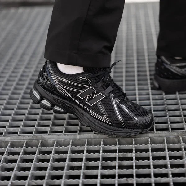 New Balance 1906R Black Grey (M1906RCH) | SneakerClassics