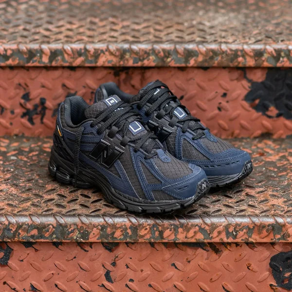 New Balance 1906R Cordura Outerspace (M1906RWE) | SneakerClassics