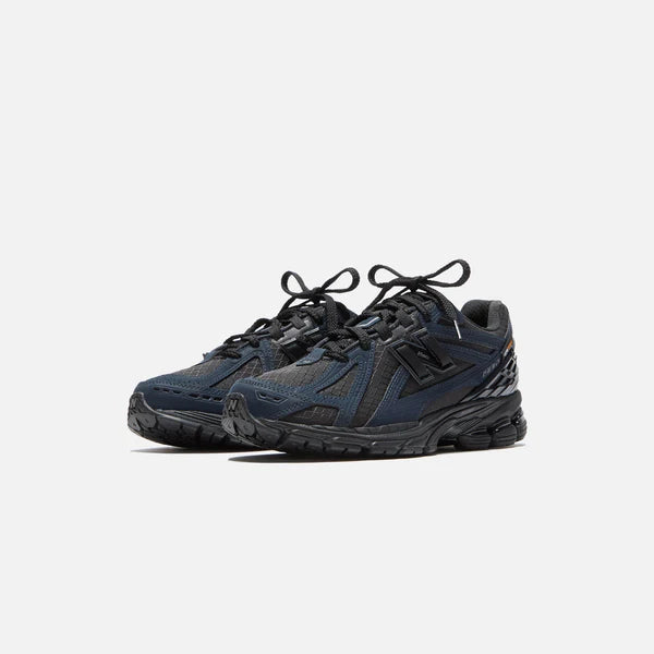 New Balance 1906R Cordura Outerspace (M1906RWE) | SneakerClassics