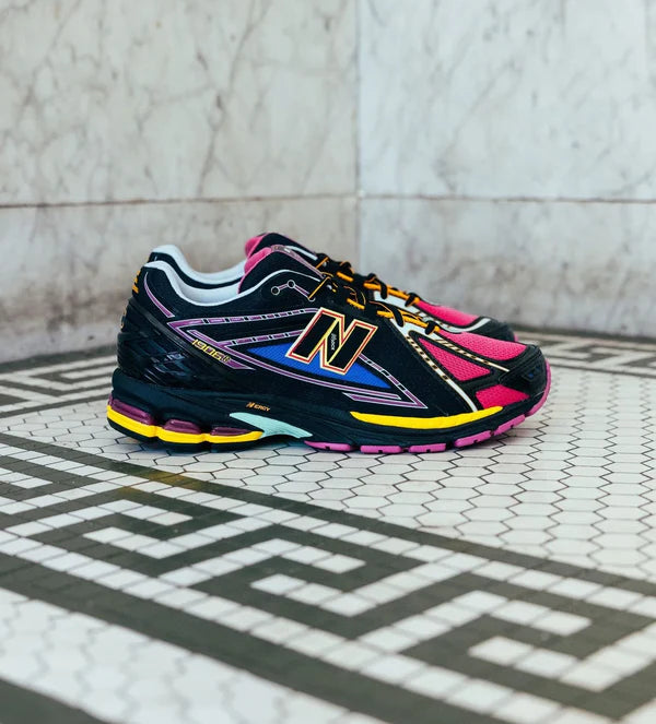 New Balance 1906R Neon Nights (M1906RCP) | SneakerClassics
