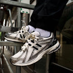 New Balance 1906R Silver Black (M1906RER) | SneakerClassics