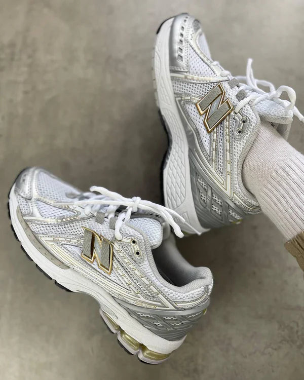 New Balance 1906R White Rain Cloud Silver Metallic (M1906RI) | SneakerClassics
