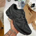 New Balance 1906U Triple Black (M1906NJ) | SneakerClassics
