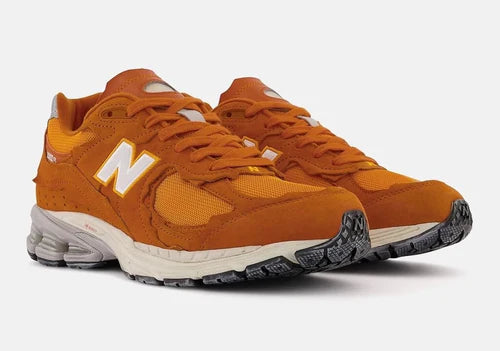 New Balance 2002R Protection Pack Vintage Orange (M2002RDE) | SneakerClassics