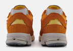 New Balance 2002R Protection Pack Vintage Orange (M2002RDE) | SneakerClassics