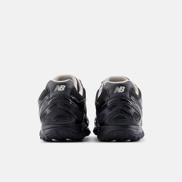 New Balance 204L Black Timberwolf (U204LMRA) | SneakerClassics