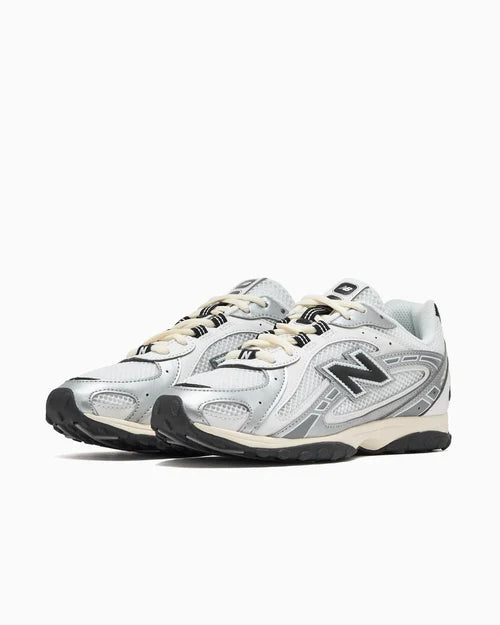 New Balance 204L Silver Metallic Black (U) | SneakerClassics