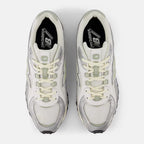 New Balance 204L Silver Metallic Sage Green (U204LSWB) | SneakerClassics