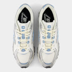 New Balance 204L Silver Metallic Sky (U204LSWC) | SneakerClassics