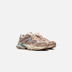 New Balance 9060 Ivory Cream Pink Sand (U9060WCG) | SneakerClassics