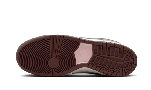 Nike SB Dunk Low Yuto Horigome (FQ1180-001) | SneakerClassics