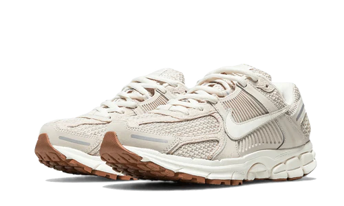 Nike Zoom Vomero 5 Light Orewood Brown (HF1553-100) | SneakerClassics