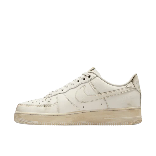 Nike Air Force 1 Low .SWOOSH Dirty Triple White (HJ9346-100) | SneakerClassics
