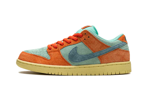 Nike SB Dunk Low Orange Emerald Rise (DV5429-800) | SneakerClassics