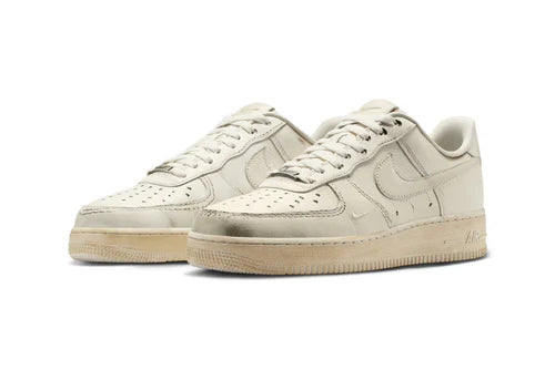 Nike Air Force 1 Low .SWOOSH Dirty Triple White (HJ9346-100) | SneakerClassics