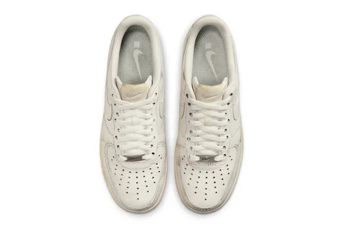 Nike Air Force 1 Low .SWOOSH Dirty Triple White (HJ9346-100) | SneakerClassics