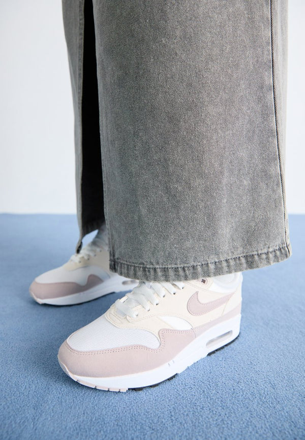 Nike Air Max 1 Platinum Violet (Women's) (DZ2628-106) | SneakerClassics