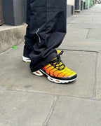 Nike Air Max Plus Sunset (2024) (HF0552-001) | SneakerClassics