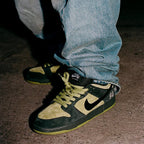 Nike SB Dunk Low Supreme 94 Camper Green (HQ8487-300) | SneakerClassics