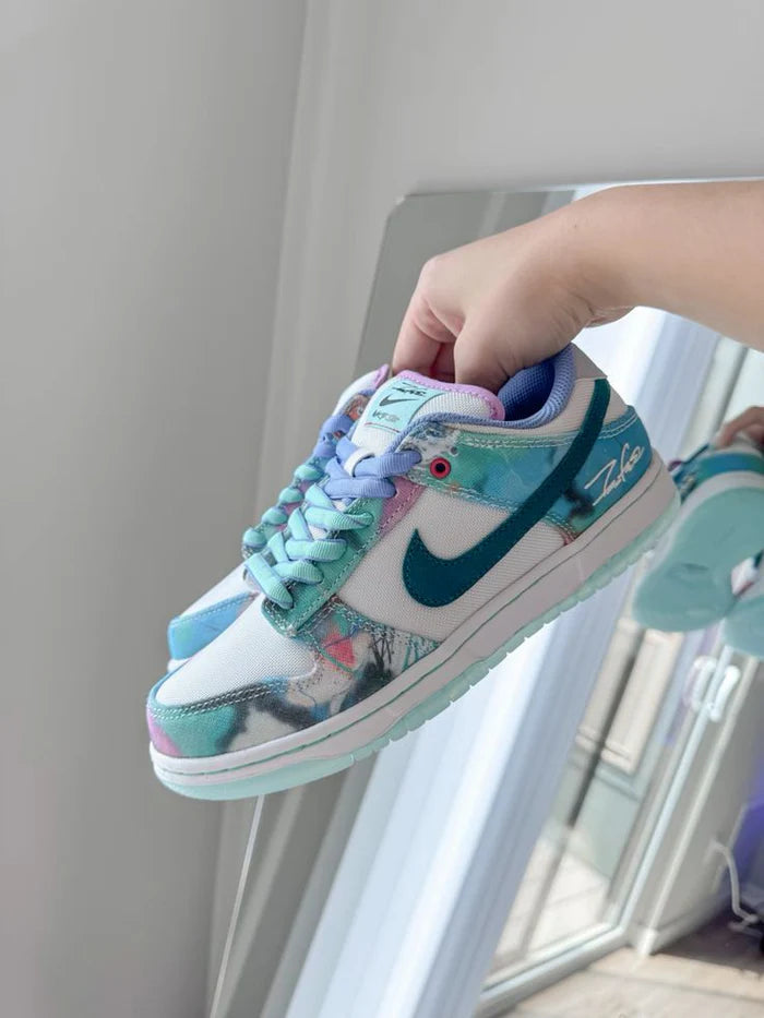 Nike SB Dunk Low Futura Laboratories Bleached Aqua (HF6061-400) | SneakerClassics