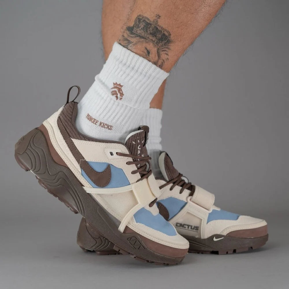 Nike Zoom Field Jaxx Travis Scott Leche Blue (HQ3072-400) | SneakerClassics