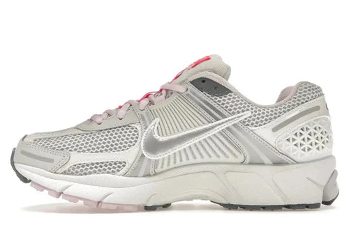 Nike Zoom Vomero 5 520 Pack White Pink (Women's) (FN3695-001) | SneakerClassics