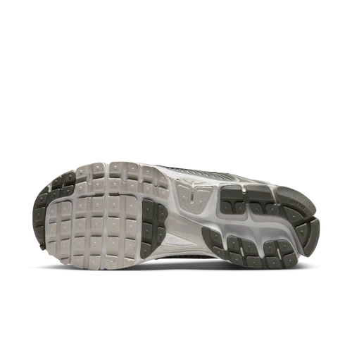 Nike Zoom Vomero 5 Iron Ore Flat Pewter (FD0791-012) | SneakerClassics