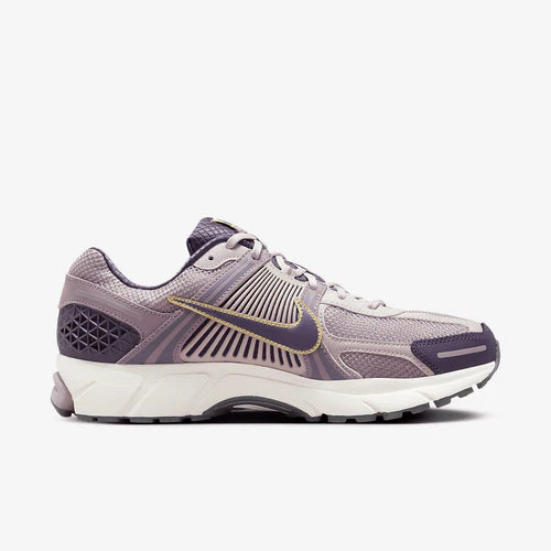 Nike Zoom Vomero 5 Platinum Violet (HQ3643-019) | SneakerClassics
