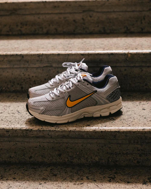 Nike Zoom Vomero 5 Pure Platinum Laser Orange (FJ4151-001) | SneakerClassics