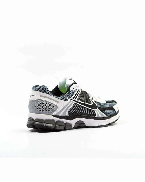 Nike Zoom Vomero 5 SE SP Dark Grey Black White (CI1694-001) | SneakerClassics