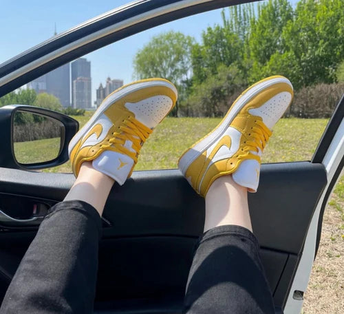 Jordan 1 Low Pollen (553558-171) | SneakerClassics