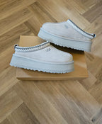 UGG Tazz Slipper Pumice (Women's) (1122553-PMC) | SneakerClassics