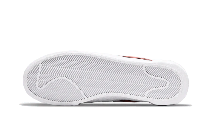 Nike Blazer Low sacai KAWS Red (DM7901-600) | SneakerClassics